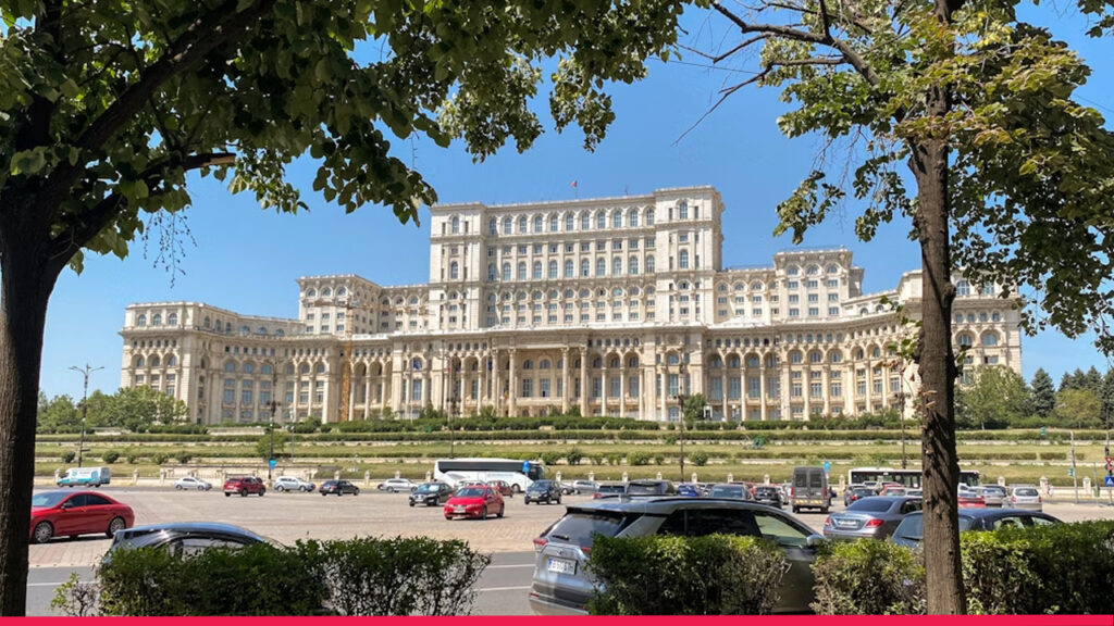 রোমানিয়ায় ২০২৬ সাল থেকে বেতন বাড়ার সম্ভাবনা!