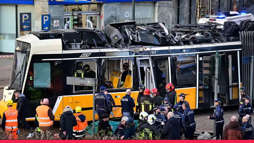 ইতালির মিলানের কেন্দ্রীয় শহরে রেল-ট্রাম লাইনচ্যুতি; কমপক্ষে ২ জন নিহত, ৪০ জনের বেশি আহত