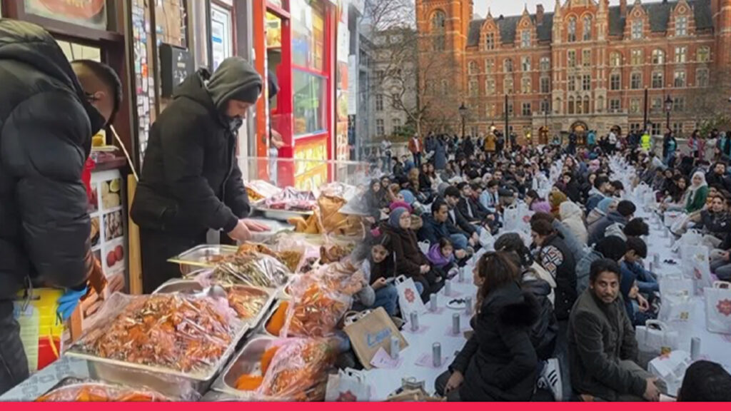 যুক্তরাজ্যের বাংলাদেশি অধ্যুষিত এলাকায় জমে উঠেছে ইফতার বাজার: ধর্মীয় আবহের সঙ্গে অর্থনৈতিক প্রাণচাঞ্চল্য