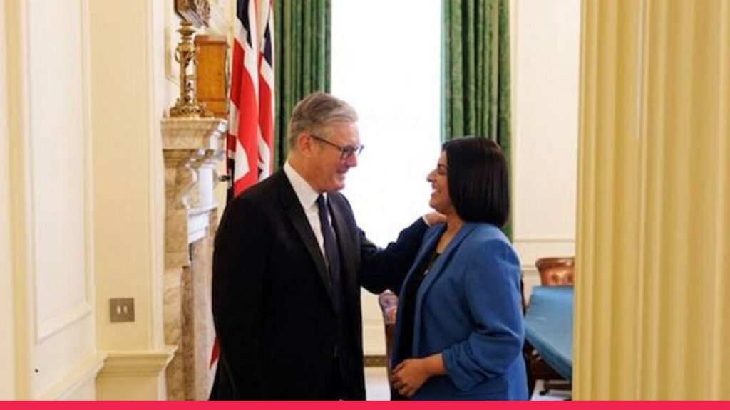 ব্রিটেনে ৫ বছরের আইএলআর বহাল থাকছে? অভিবাসীদের চাপে পিছু হটছে হোম অফিস