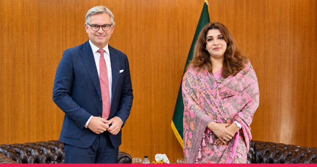 বাংলাদেশি দক্ষ কর্মী ও পেশাজীবীদের অভিবাসনের সুযোগ বাড়াতে ইউরোপীয় ইউনিয়নকে আহ্বান বাংলাদেশের